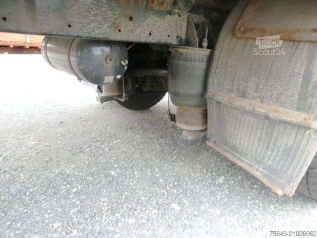 Fourgon personnalisé MAN L33 8.180 C 4x2 L33 8.180 C 4x2, Unfallfahrzeug mit Frontalschaden