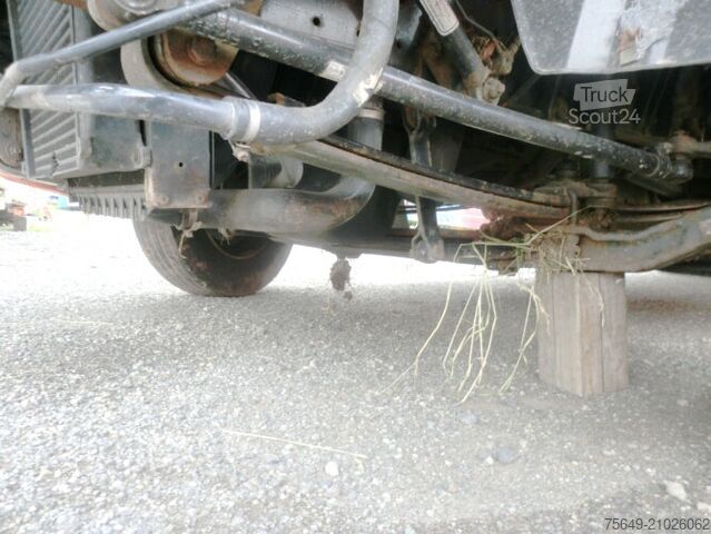 Fourgon personnalisé MAN L33 8.180 C 4x2 L33 8.180 C 4x2, Unfallfahrzeug mit Frontalschaden