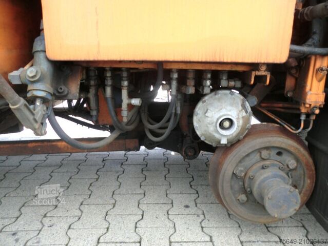 Camion per usi speciali MAN M03 14.152 4x2 M03 14.152 4x2, Schienenkehrmaschine