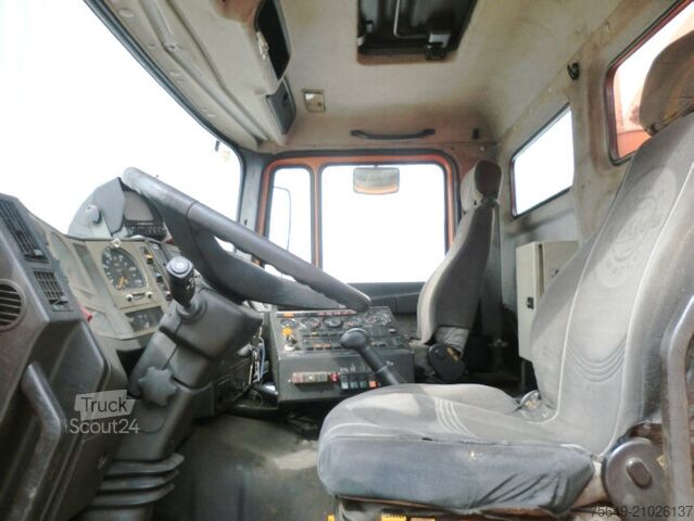 Camion per usi speciali MAN M03 14.152 4x2 M03 14.152 4x2, Schienenkehrmaschine