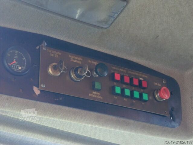 Camion per usi speciali MAN M03 14.152 4x2 M03 14.152 4x2, Schienenkehrmaschine