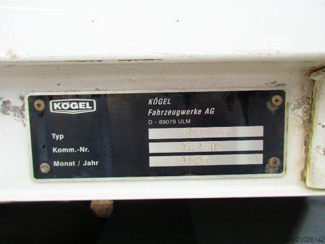 Vrachtwagen met bakwagen Mercedes-Benz Atego 815 4x2