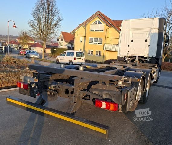 Wissellaadbak vrachtwagen MERCEDES-BENZ 2540 L Actros 6x2 Fahrschule 5-Sitzer Liftachse