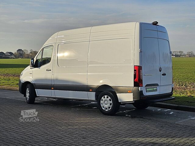 Bestelauto MERCEDES-BENZ ESPRINTER 204 pk snelladen