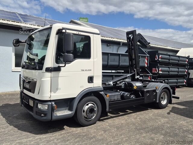 Camion scarrabile man TGL 12.220 BL City Abrollkipper  AHK Euro 6