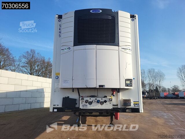 Refrigerated/freezer transport Krone SD 3 axles Low Hours Tailgate Lift Axle 270x245cm