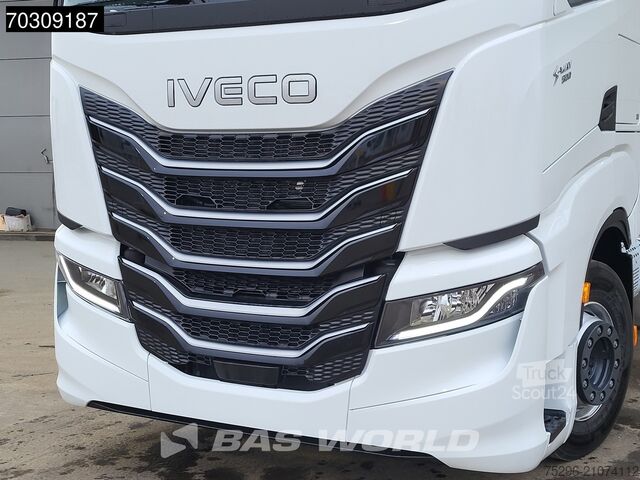 Estándar-SZM Iveco S-Way 460 4X2 NEW! Mega 2xTanks Standklima LED ...