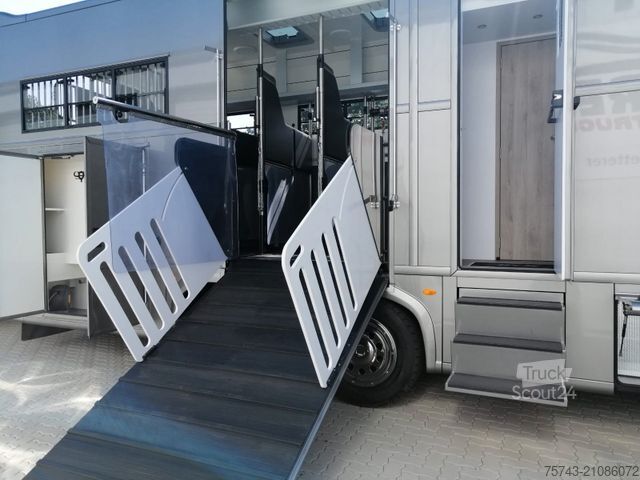 Kreaturvogn MERCEDES-BENZ Actros 2651 AKX  Pop-Out,  6 Pferde