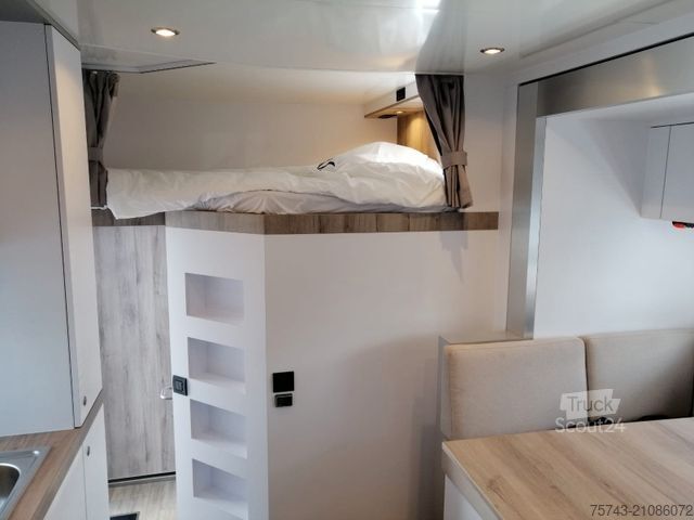 Kreaturvogn MERCEDES-BENZ Actros 2651 AKX  Pop-Out,  6 Pferde