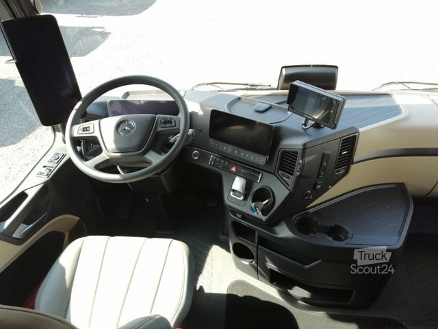 Kreaturvogn MERCEDES-BENZ Actros 2651 AKX  Pop-Out,  6 Pferde