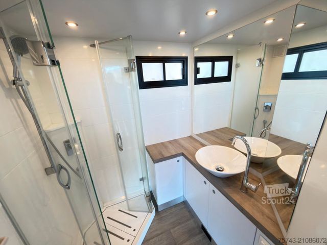 Sığır taşıma kamyonu MERCEDES-BENZ Actros 2651 AKX  Pop-Out,  6 Pferde