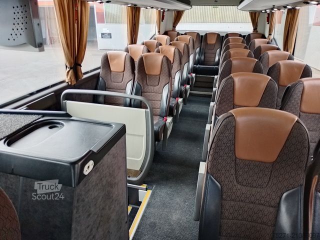 Touringcar VDL Futura FHD2-106/370