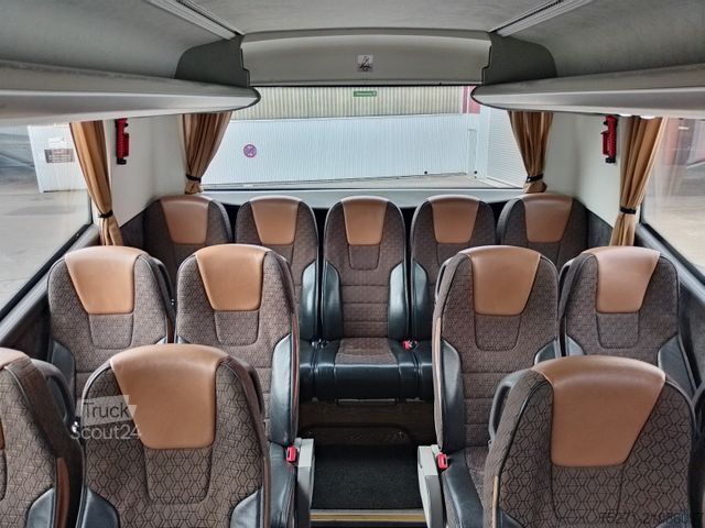 Touringcar VDL Futura FHD2-106/370