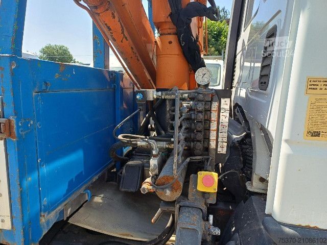 Camión de plataforma IVECO EUROCARGO ML80E15