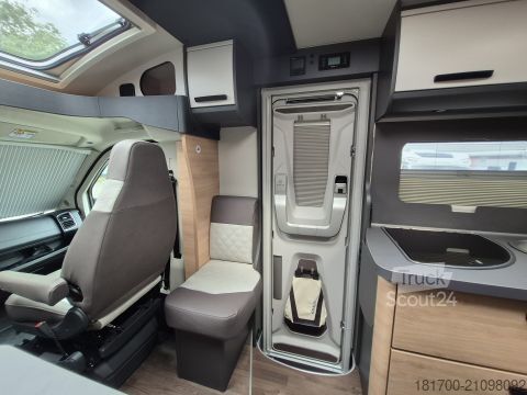 Ημιενσωματωμένο αυτοκινούμενο τροχόσπιτο Knaus L!VE TI 650 MEG Platinum Selection *2025*180*Automatik*