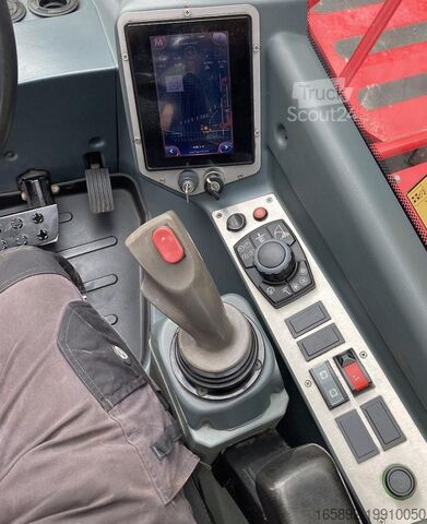 Teleskop yükleyici Magni RTH 5.18 S