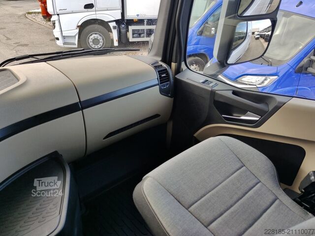 Ciągnik siodłowy MERCEDES - VEICOLI New Actros L ProCabin 1853 LS