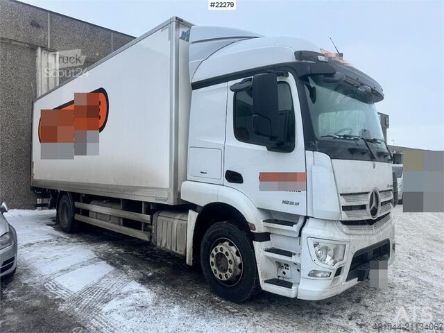 Kuffert Mercedes-Benz Actros 1833