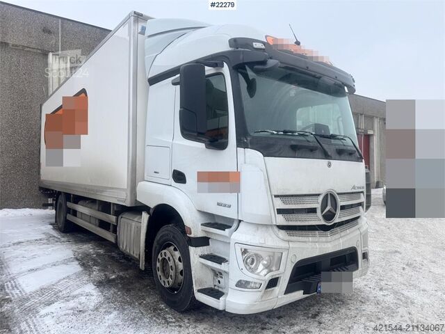 Kuffert Mercedes-Benz Actros 1833