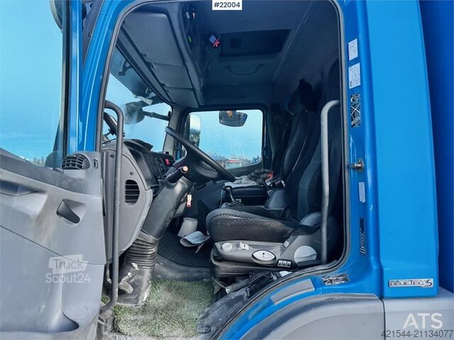 Kuffert Mercedes-Benz Atego 818 Box Truck w/ Tail Lift – Only 140,000 km