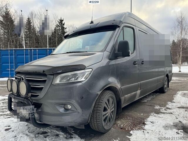 Stationvogn med højt tag Mercedes-Benz Sprinter - camper built for snowmobiling
