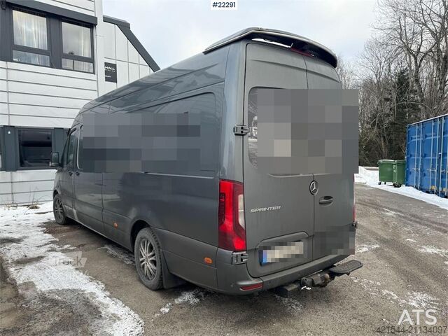Stationvogn med højt tag Mercedes-Benz Sprinter - camper built for snowmobiling