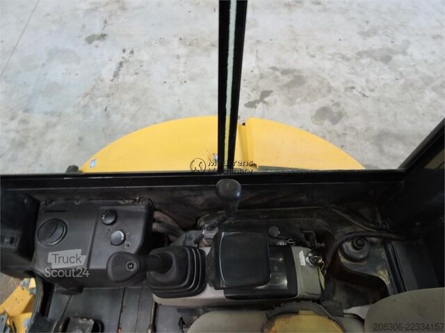 Sonstige KOMATSU PC26