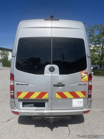 Minibus Mercedes-Benz Sprinter 519 CDI - 22 seats (516)