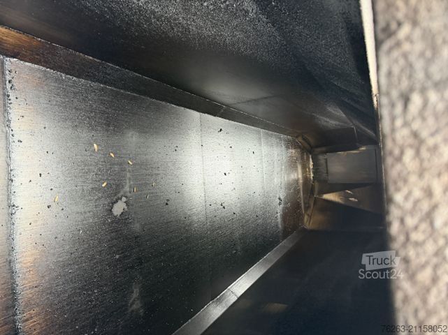 Kroklastebil SCANIA Graber ISOGRA Asphalt Thermo Silo Mulde 15 cbm