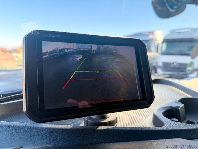 Vrachtwagen met bakwagen MERCEDES-BENZ Atego 821/ isoliert mit Heizfunktion/ 3-Sitzer