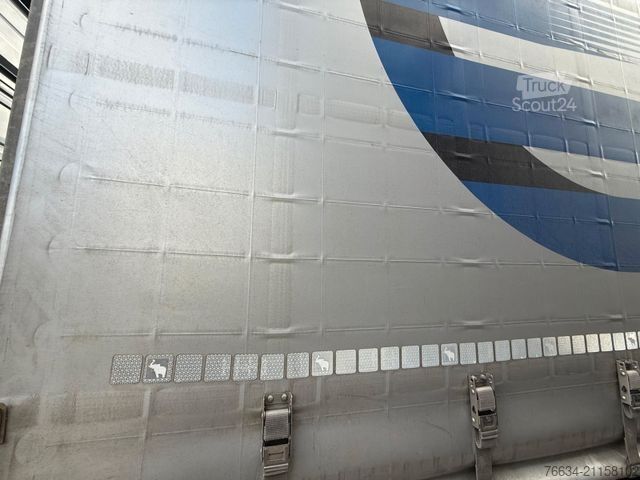 Otvorený náves s plachtou SCHMITZ CARGOBULL SCB S3T 2x Lift Palettenkaseten 1A Zustand