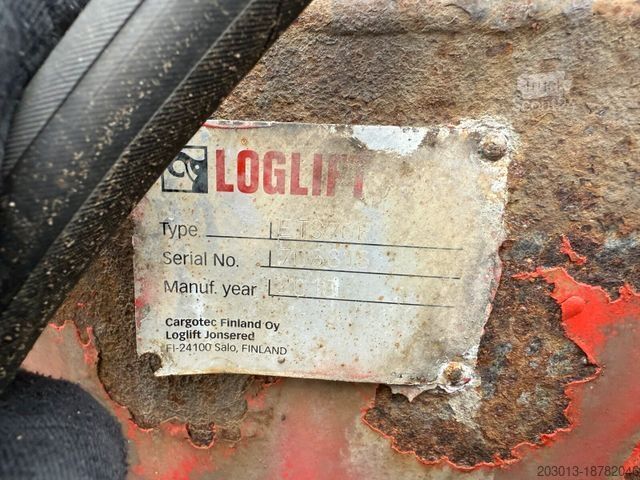 Samochód do przewozu drewna SCANIA R560 6x4 Holztransport Kran LOGLIFT HIAB 140S79R