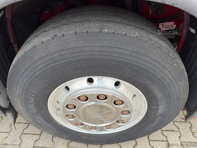 Holztransporter LKW SCANIA R560 6x4 Holztransport Kran LOGLIFT HIAB 140S79R