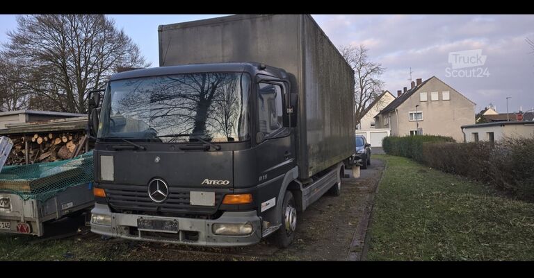 Box truck Mercedes-Benz Atego 815