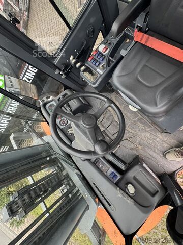 Stivuitor frontal Doosan D90S-7