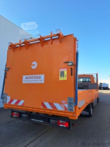 Iný IVECO Daily 65C18D/P Doka 6-Sitzer Rampe hinten Winde