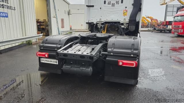 Standard tractor unit Mercedes-Benz Actros 1853