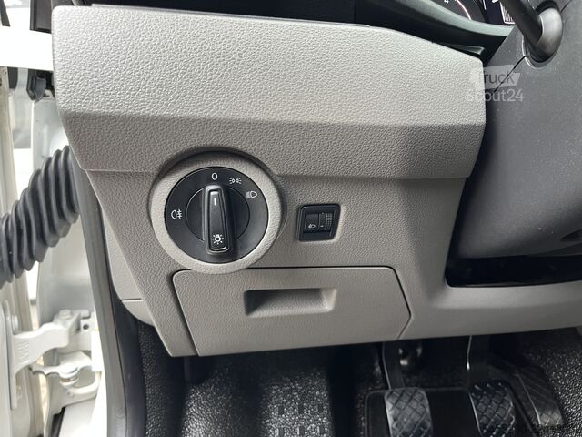 Універсал з високим дахом Volkswagen Transporter 2.0 TDI L1H1 Sortimo Kastinrichting...