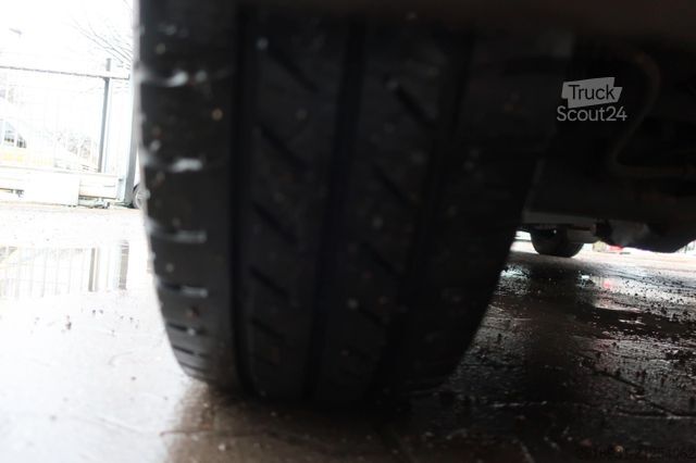 Minibuss FORD Nr:177 Transit Klima / Tempomat / PDC / RAMPE