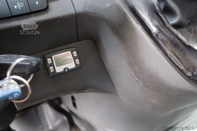 High top van IVECO Daily 65 C 17 V / Werkstatt. / FN: 182