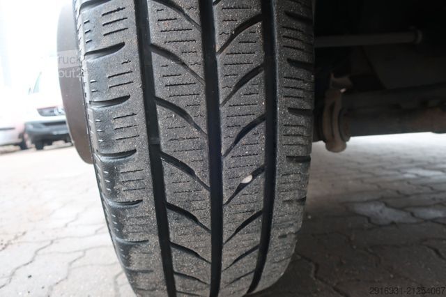 High top van IVECO Daily 65 C 17 V / Werkstatt. / FN: 182