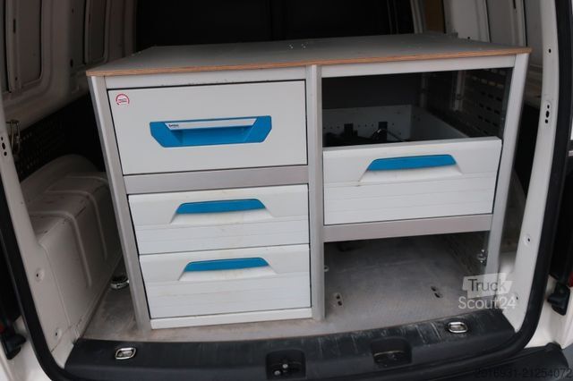 Panel van VOLKSWAGEN Nr. 193 Caddy 1. Hand / Klima / Tempomat