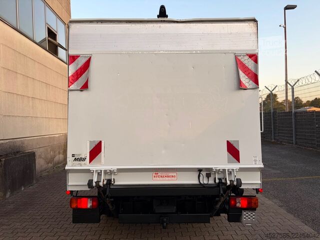 Furgons ar kasti MERCEDES-BENZ Vario PR /616 D*L2/H3*KOFFER*LADEBOARDWAND*TÜV