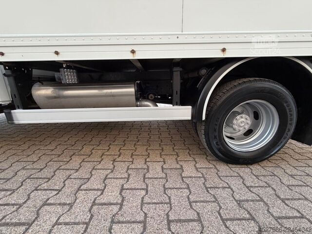 Furgons ar kasti MERCEDES-BENZ Vario PR /616 D*L2/H3*KOFFER*LADEBOARDWAND*TÜV