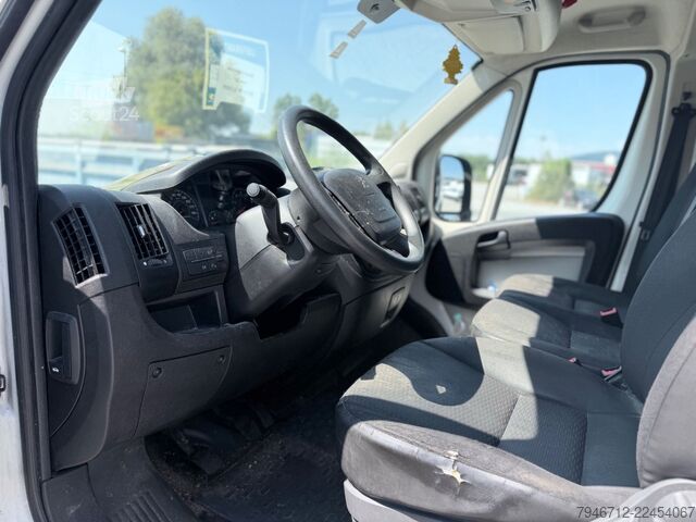 Duba panelată PEUGEOT Boxer Kasten 2xSchiebetür L2H1 BlueHDi 130*2019*