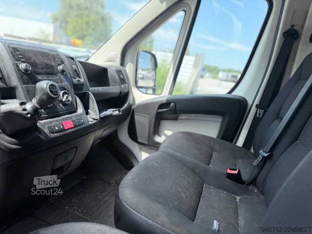 Vans ar augstu jumtu PEUGEOT Boxer Kasten Hochraum L3H2 BlueHDi 130 Klima