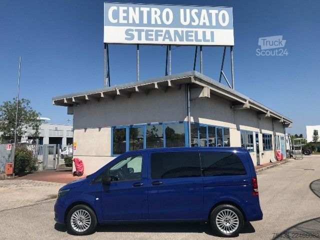 Prilagojeno dostavno vozilo Mercedes-Benz Vito 116 cdi Compact 4x4 tourer select auto my20