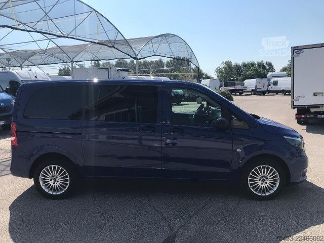 Prilagojeno dostavno vozilo Mercedes-Benz Vito 116 cdi Compact 4x4 tourer select auto my20