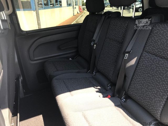 Prilagojeno dostavno vozilo Mercedes-Benz Vito 116 cdi Compact 4x4 tourer select auto my20
