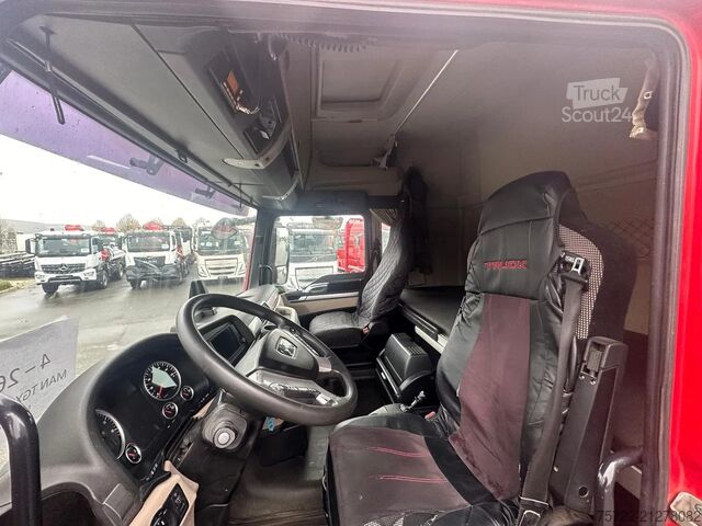 Transportator de lemn MAN TGX 26.500 6x4 BL Kurzholz TajfunLIV 150Z 9,6